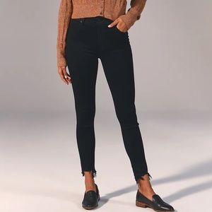 Abercrombie High Rise Skinny Ankle Jean — Black Wash — Size 27 /4R